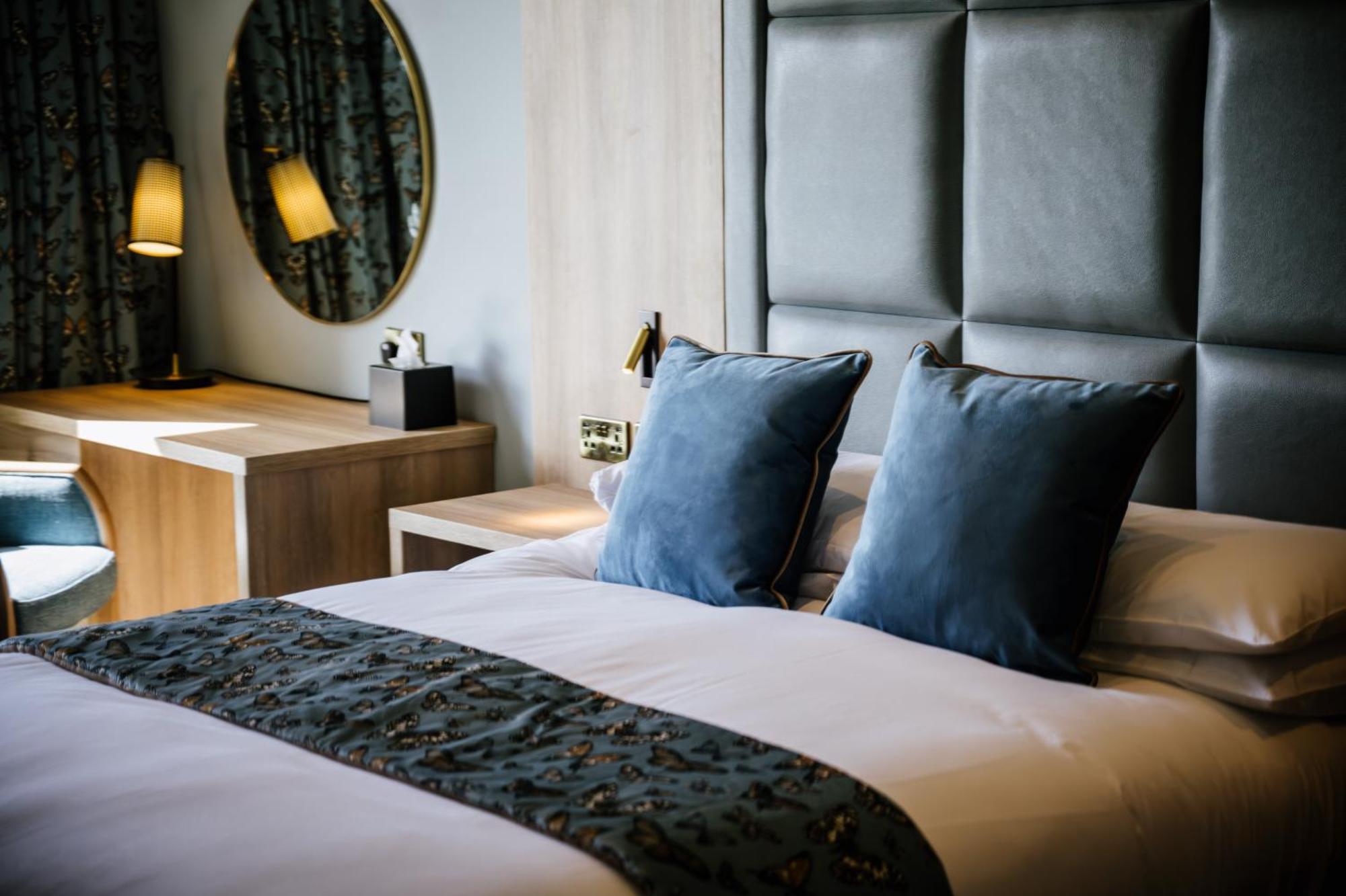 Clifton Arms Hotel ليثام سانت أنيه المظهر الخارجي الصورة